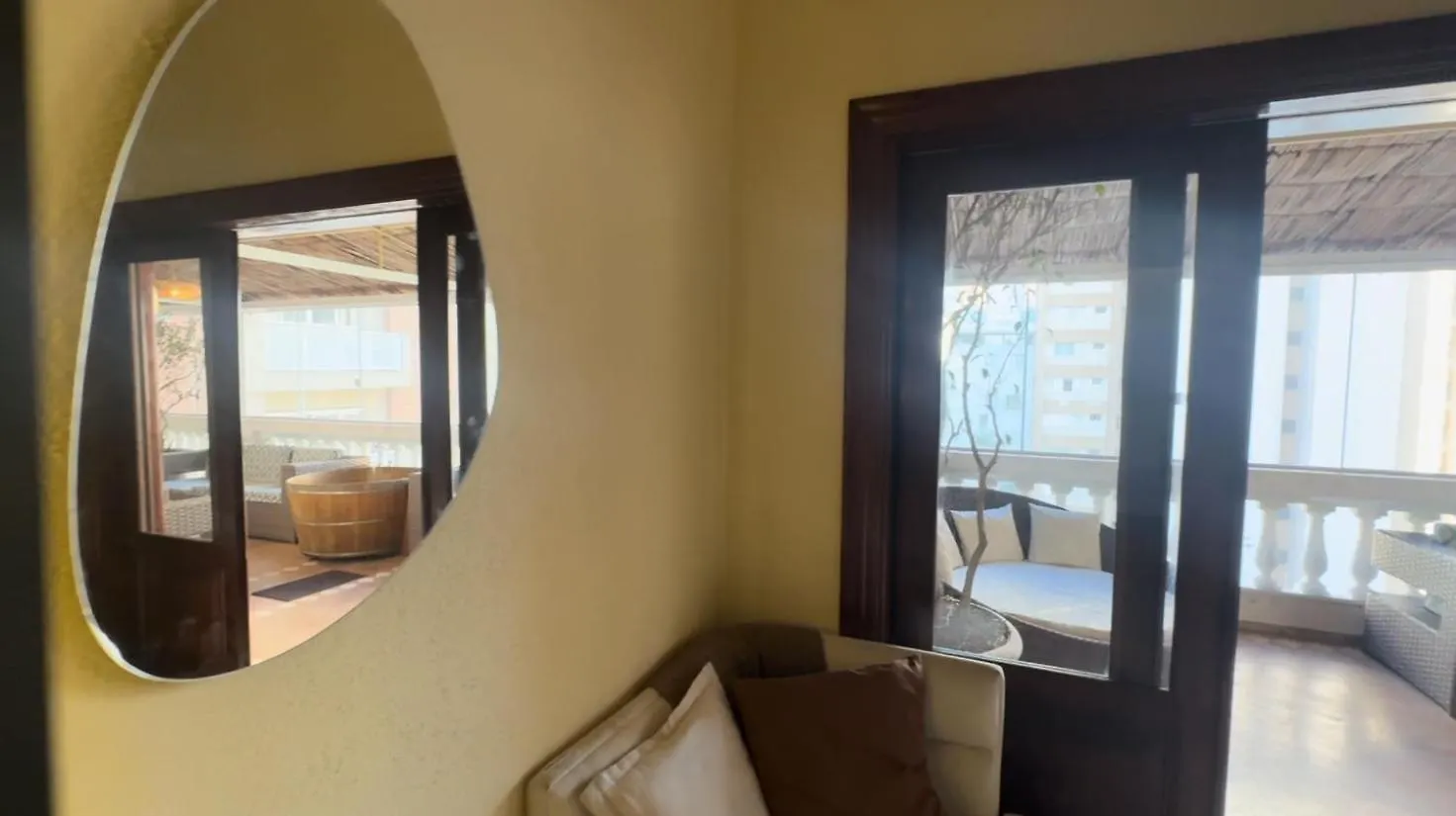 Cobertura Com Varanda E Ofuro Itaim Bibi Sao Paulo Apartment